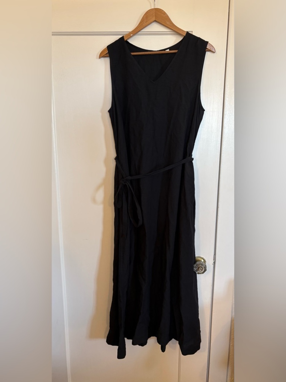 Uniqlo black maxi linen dress